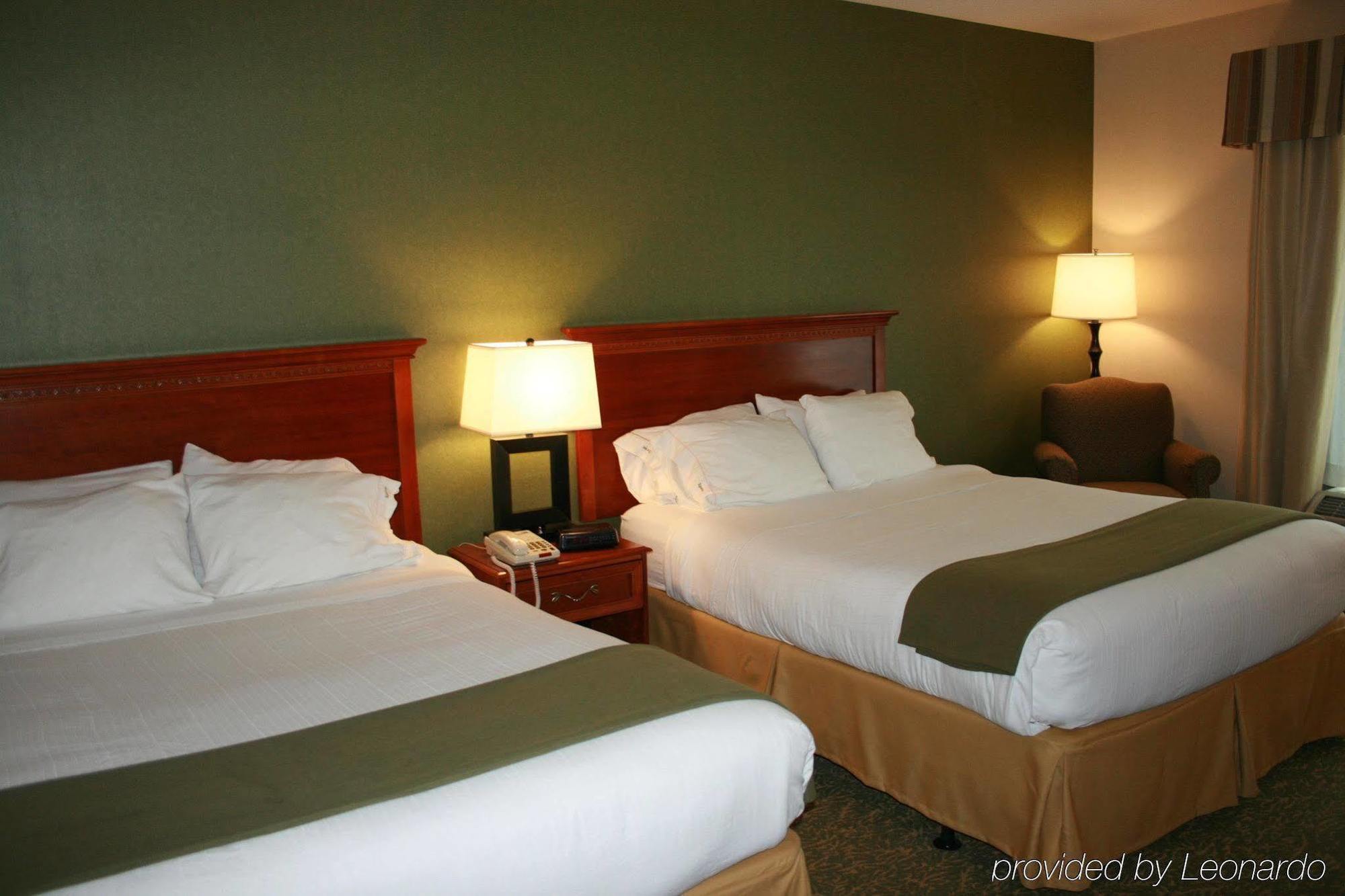 Holiday Inn Express Hotel & Suites Hagerstown By Ihg Exterior foto